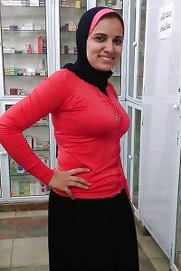 Egyptian buxomy ladies of Alexandria 15