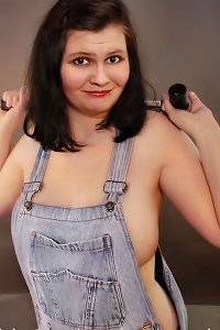 voluptuous girl in excited state, pleasuring herself